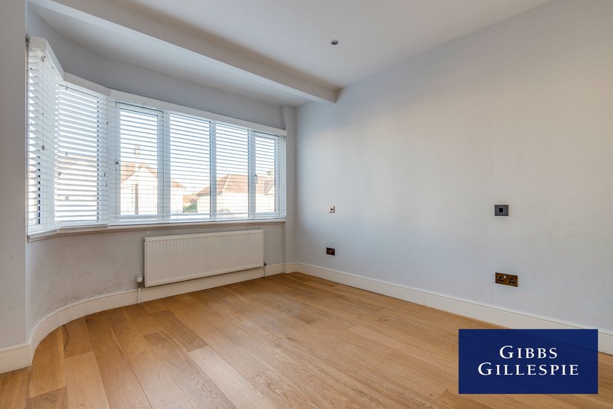 let bempton drive london 44492 - Gibbs Gillespie