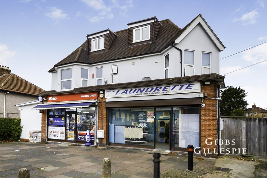 let wood end lane london 44519 - Gibbs Gillespie