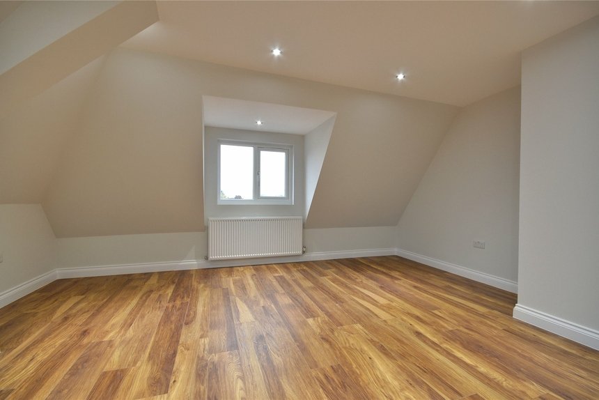 let wood end lane london 44519 - Gibbs Gillespie