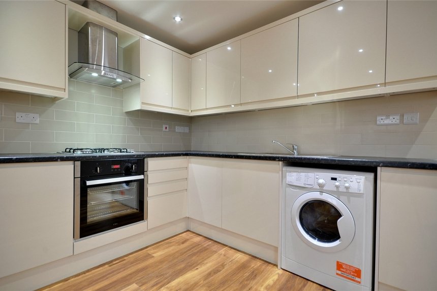 let wood end lane london 44519 - Gibbs Gillespie