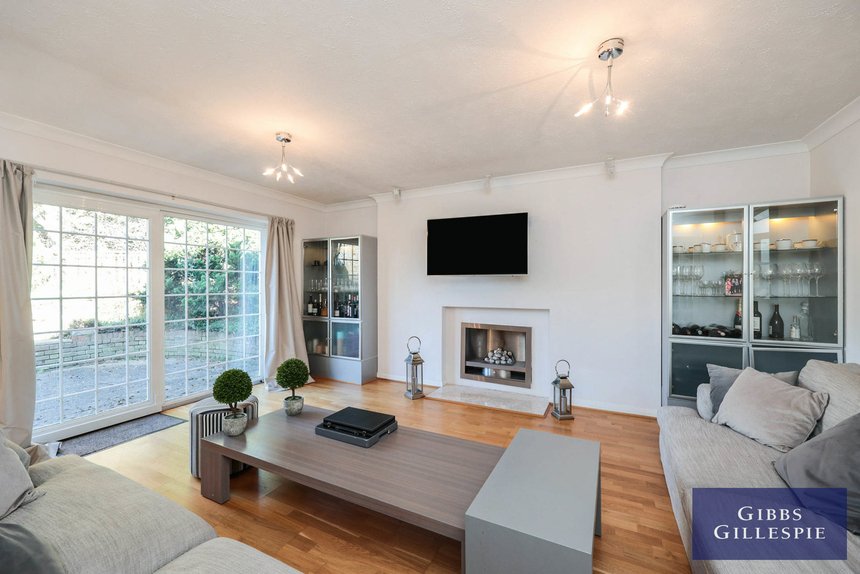 let misbourne avenue london 44555 - Gibbs Gillespie