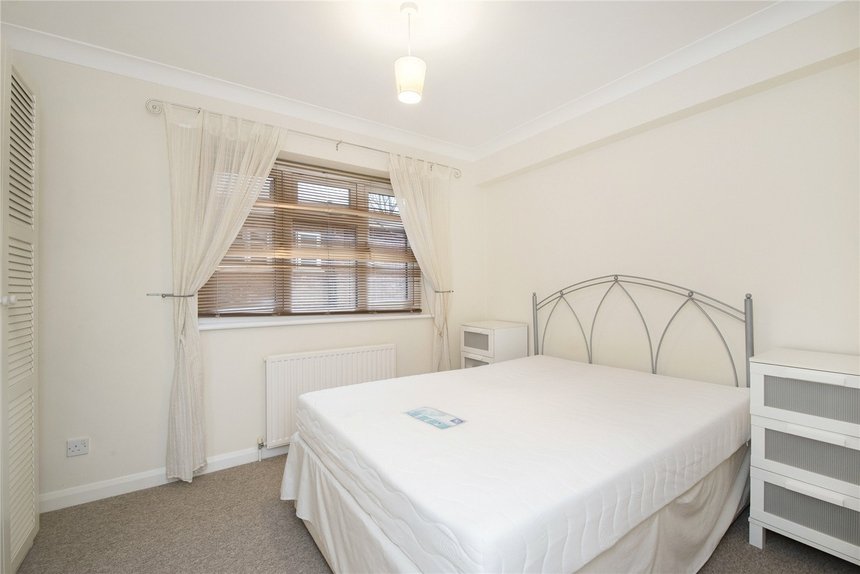 let castlebar park london 44630 - Gibbs Gillespie