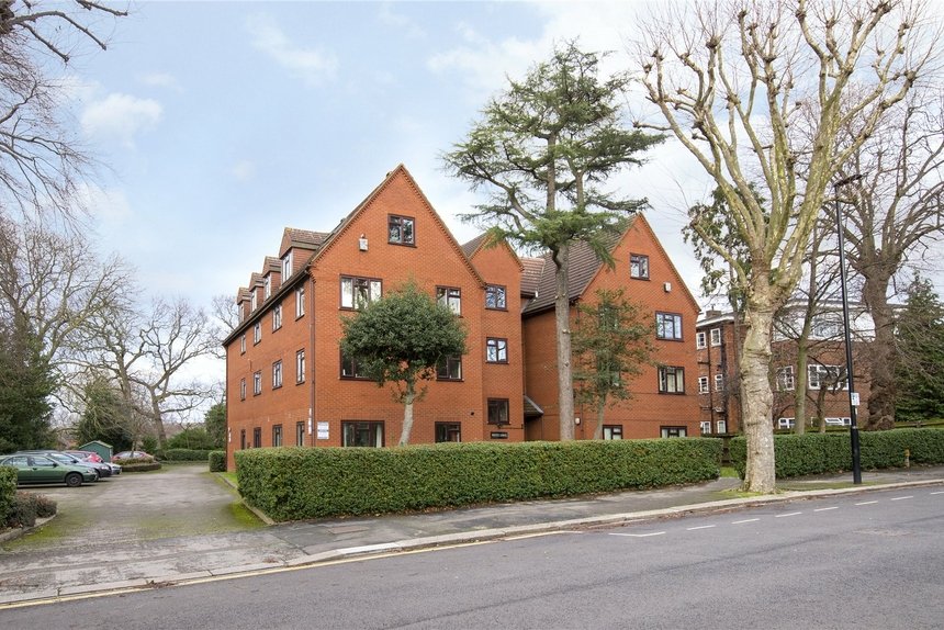 let castlebar park london 44630 - Gibbs Gillespie