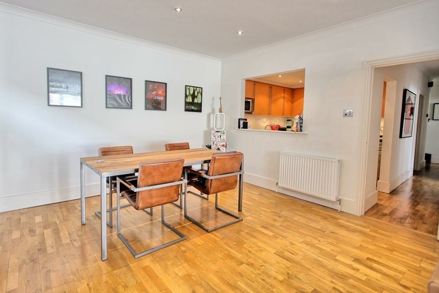 let oakridge house london 44775 - Gibbs Gillespie