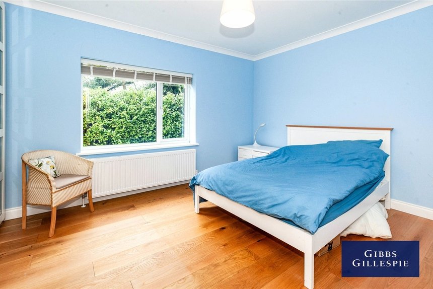 to let maltmans lane london 44778 - Gibbs Gillespie