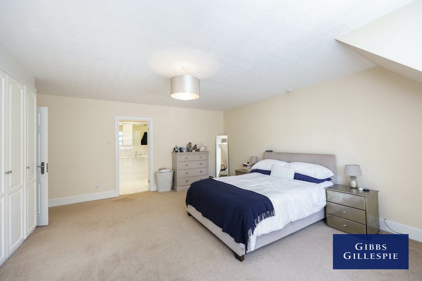 let agreed long park london 44779 - Gibbs Gillespie