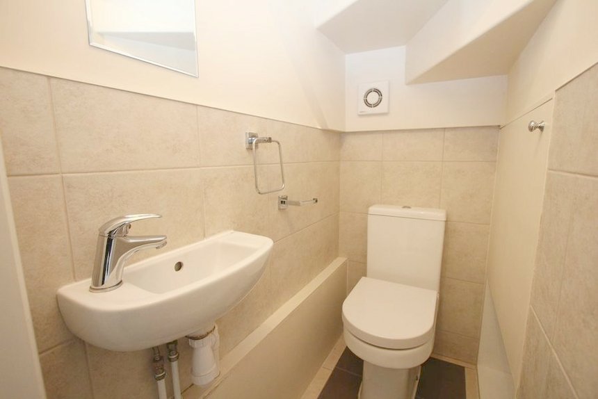 let station road london 44833 - Gibbs Gillespie