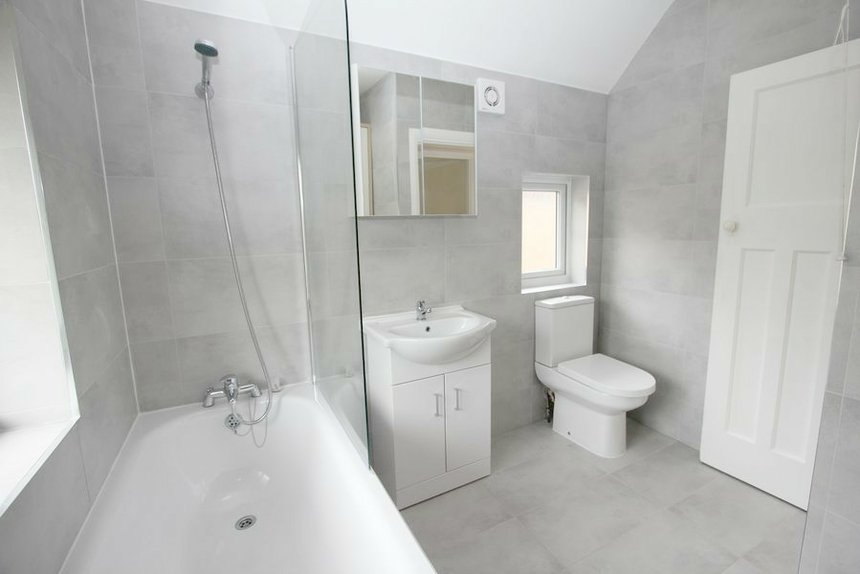 let station road london 44833 - Gibbs Gillespie