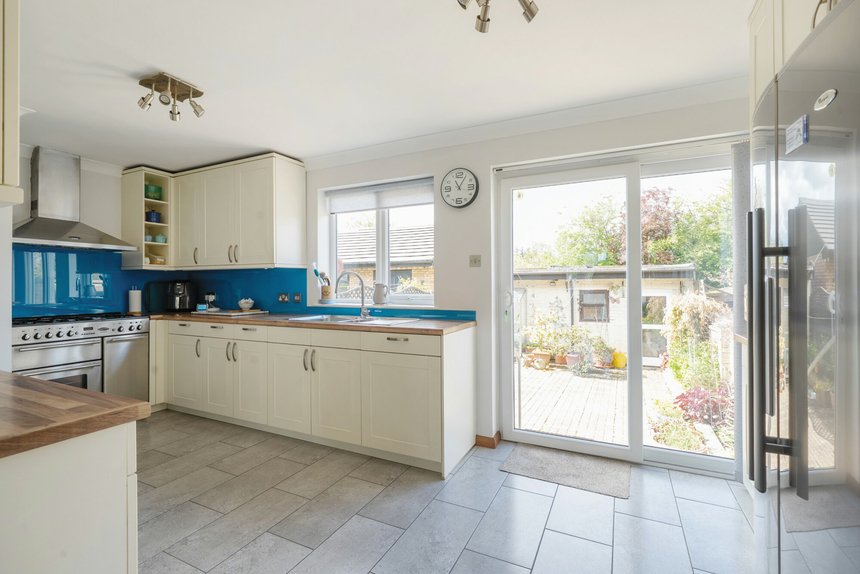 for sale carr road london 44907 - Gibbs Gillespie