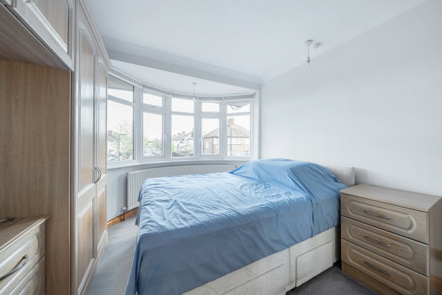 for sale carr road london 44907 - Gibbs Gillespie