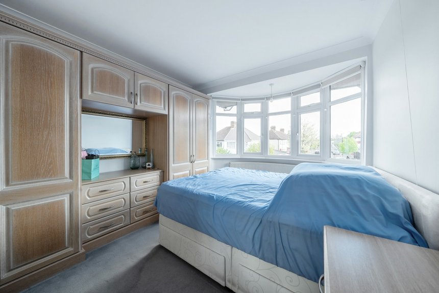 for sale carr road london 44907 - Gibbs Gillespie