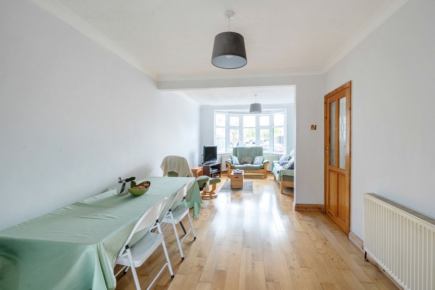 for sale carr road london 44907 - Gibbs Gillespie