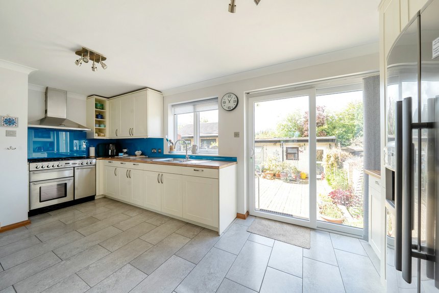 for sale carr road london 44907 - Gibbs Gillespie