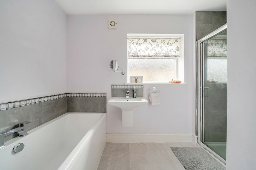 under offer dulverton road london 44982 - Gibbs Gillespie