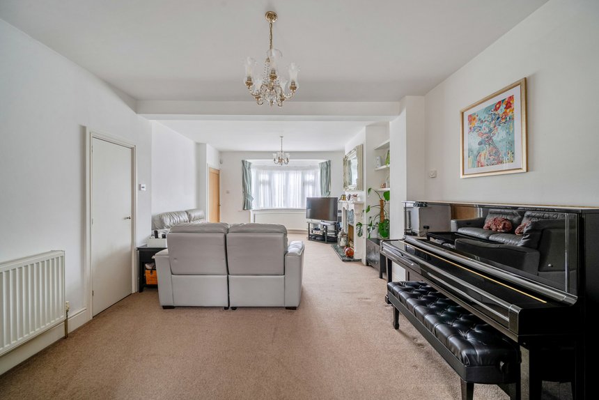 under offer dulverton road london 44982 - Gibbs Gillespie