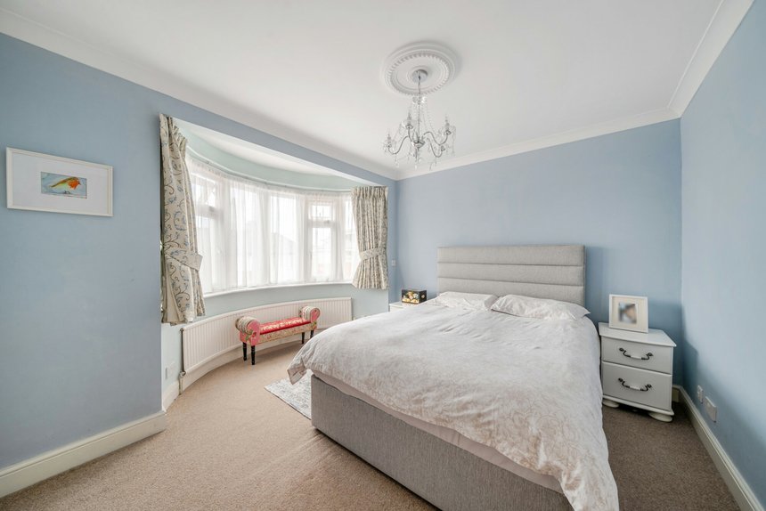 under offer dulverton road london 44982 - Gibbs Gillespie