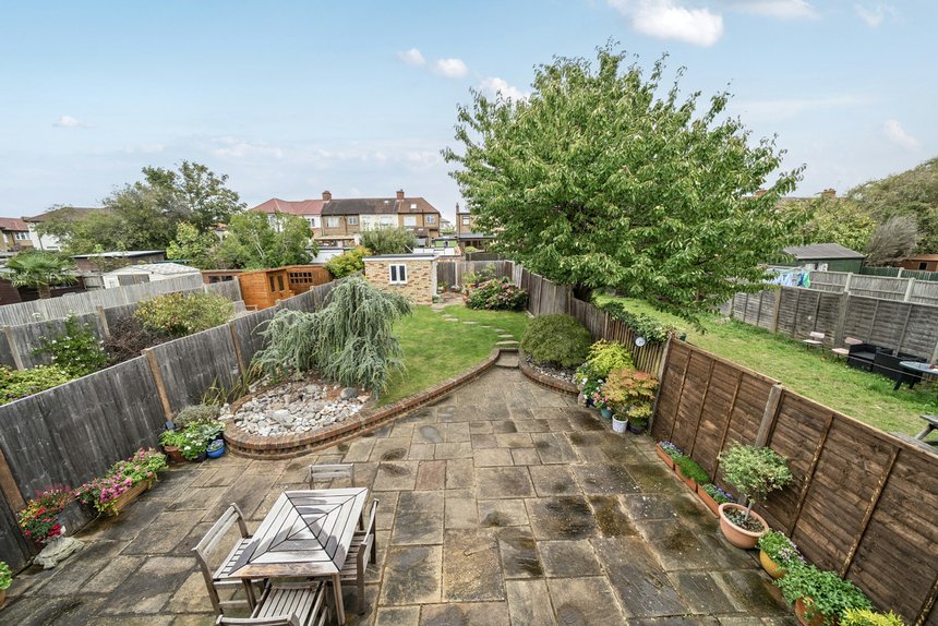under offer dulverton road london 44982 - Gibbs Gillespie
