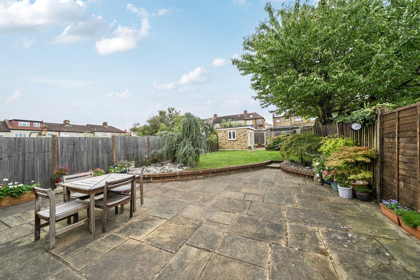 under offer dulverton road london 44982 - Gibbs Gillespie