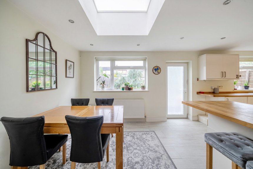 under offer dulverton road london 44982 - Gibbs Gillespie
