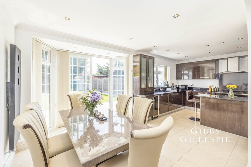 let lyon meade london 44989 - Gibbs Gillespie