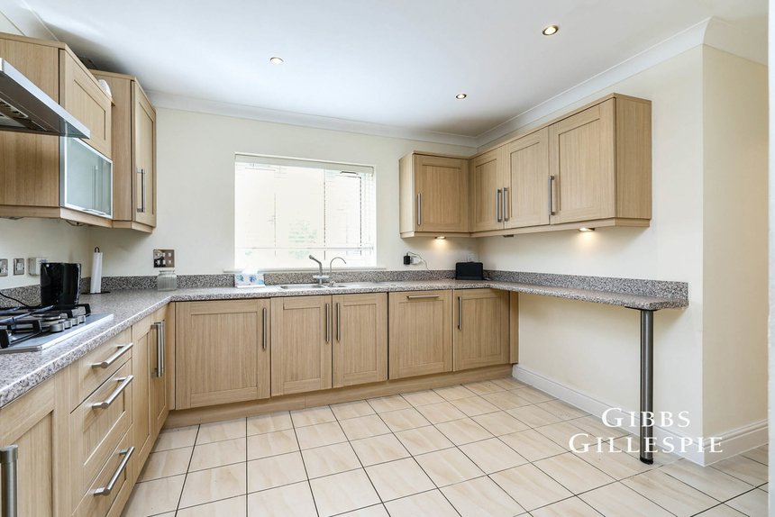 let gresham road london 45095 - Gibbs Gillespie