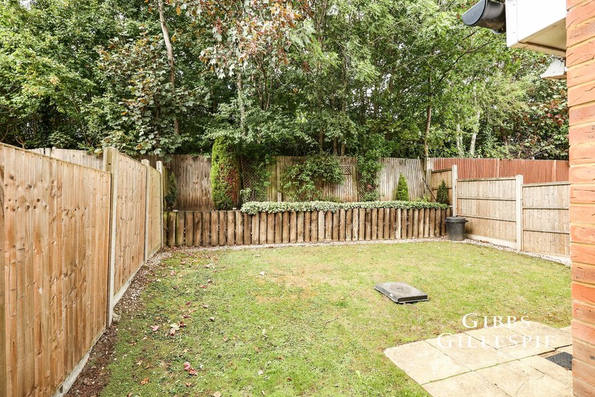 let gresham road london 45095 - Gibbs Gillespie