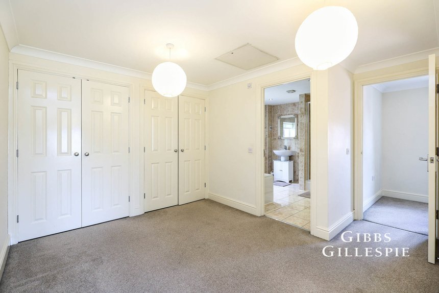 let gresham road london 45095 - Gibbs Gillespie