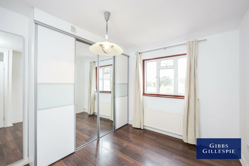 let castle avenue london 45117 - Gibbs Gillespie