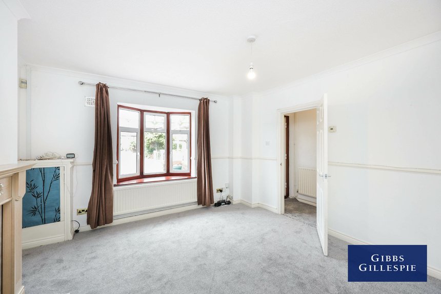 let castle avenue london 45117 - Gibbs Gillespie