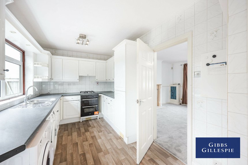 let castle avenue london 45117 - Gibbs Gillespie