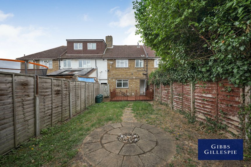 let castle avenue london 45117 - Gibbs Gillespie