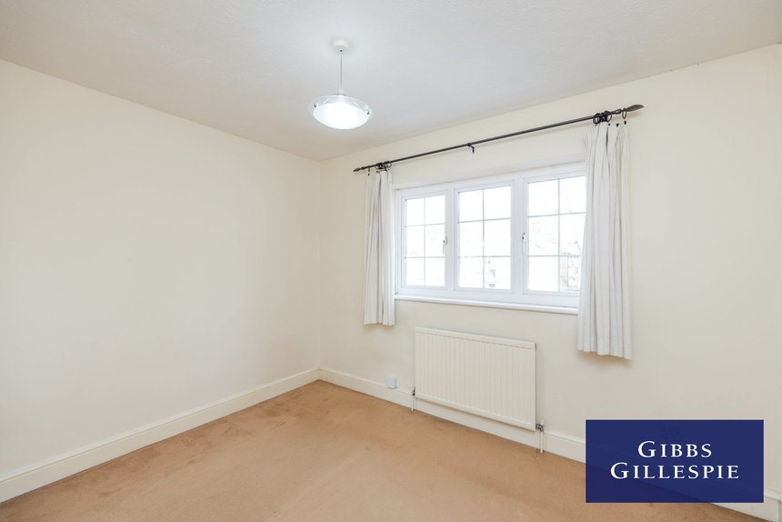 let holm grove london 45122 - Gibbs Gillespie