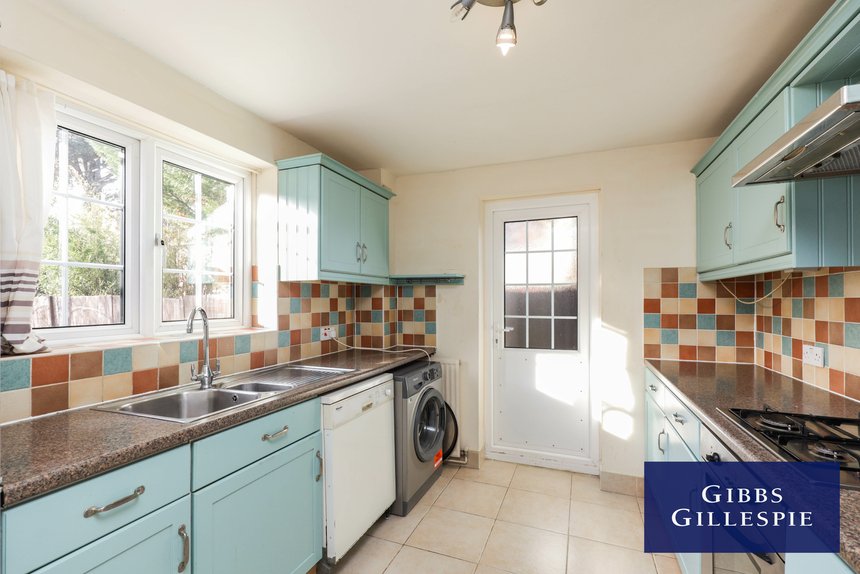 let holm grove london 45122 - Gibbs Gillespie