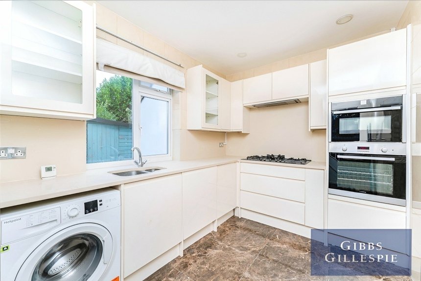 let the lynch london 45186 - Gibbs Gillespie