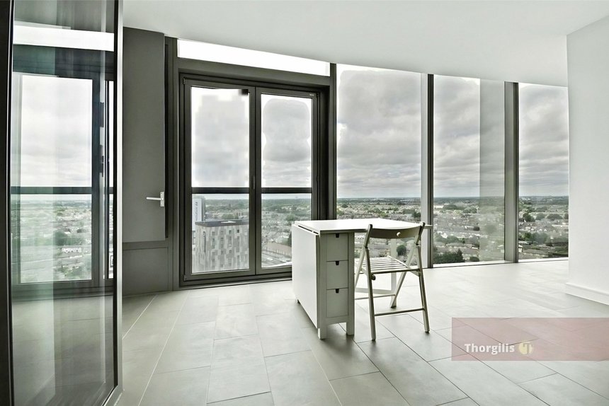 to let kew eye apartments ealing road london 45354 - Gibbs Gillespie