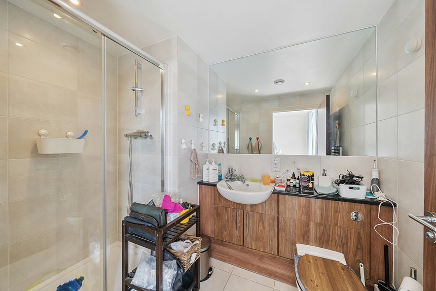 for sale green lane london 45620 - Gibbs Gillespie
