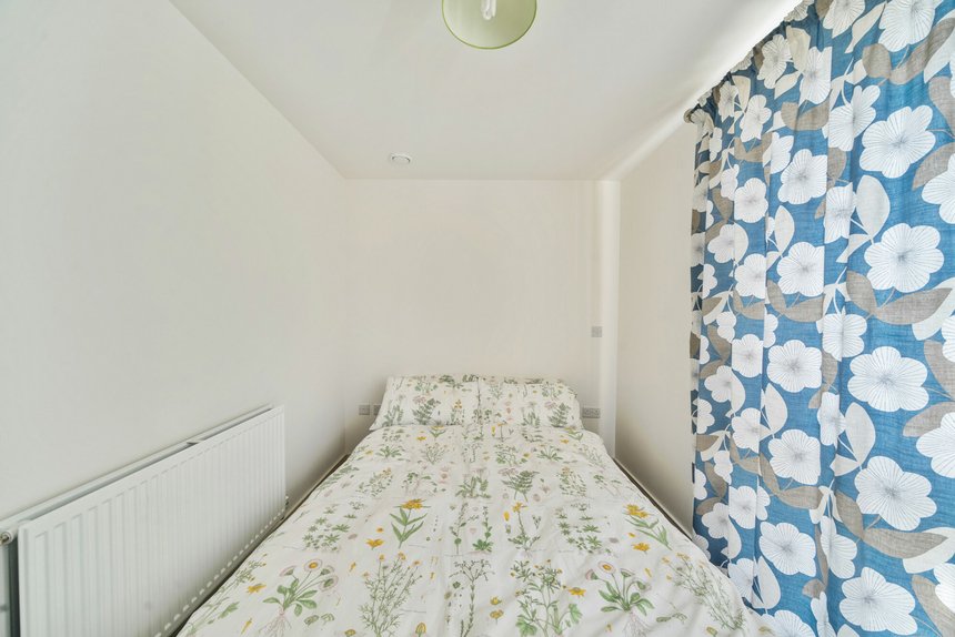 for sale green lane london 45620 - Gibbs Gillespie