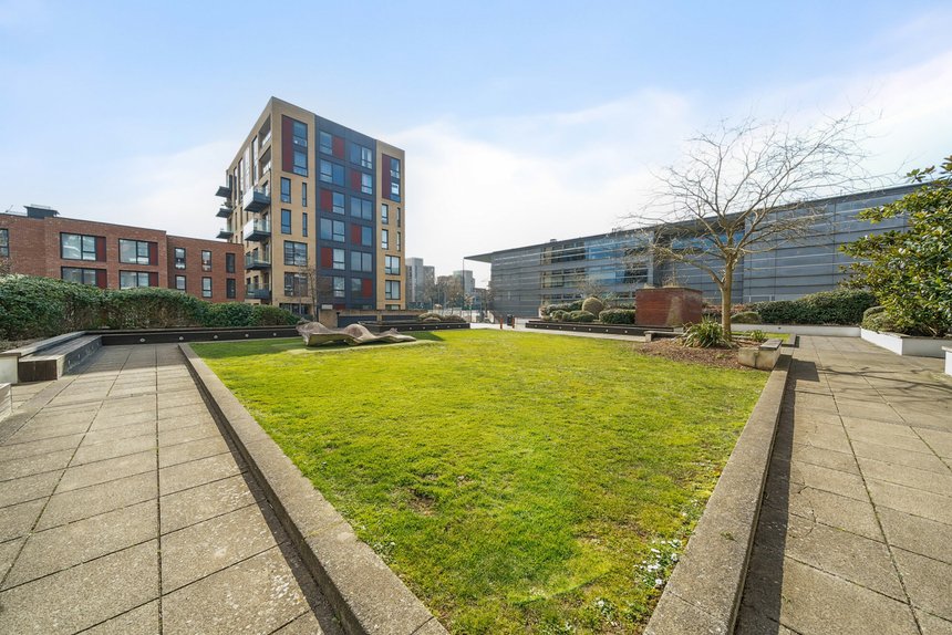 for sale green lane london 45620 - Gibbs Gillespie