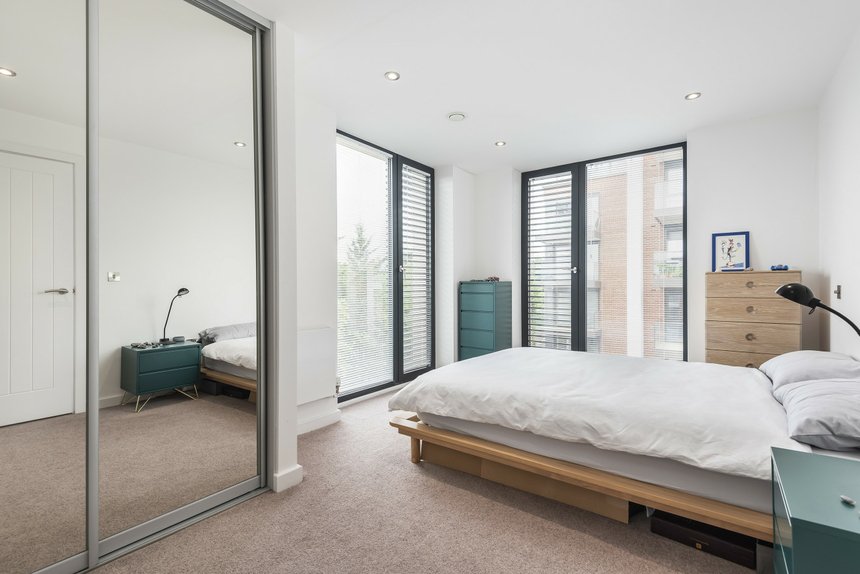 let station road london 45687 - Gibbs Gillespie