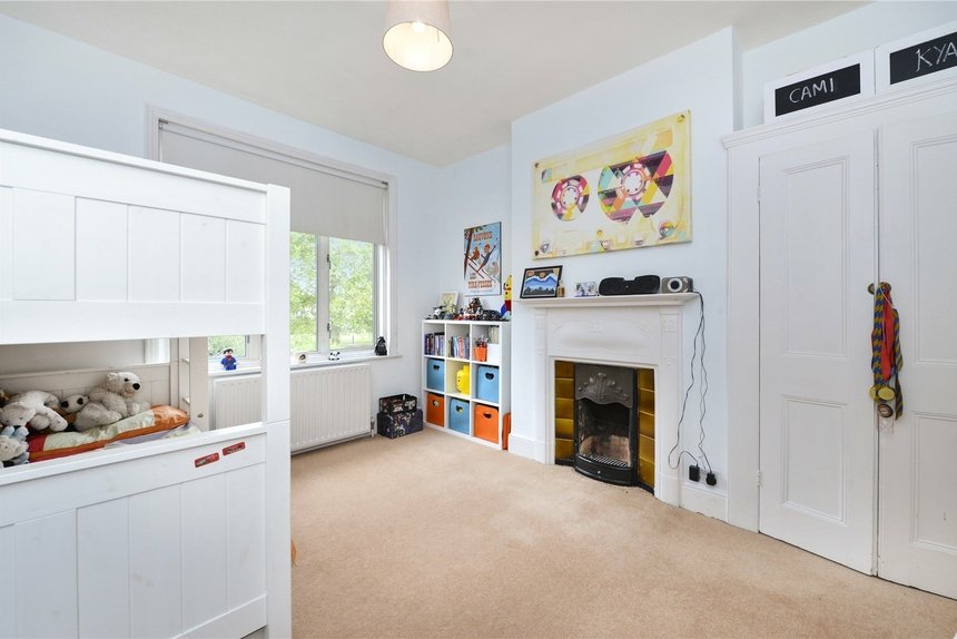let summerfield road london 45755 - Gibbs Gillespie