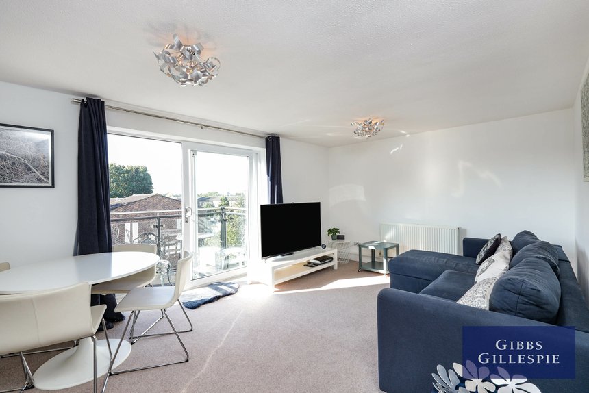 let agreed wallace close london 45775 - Gibbs Gillespie