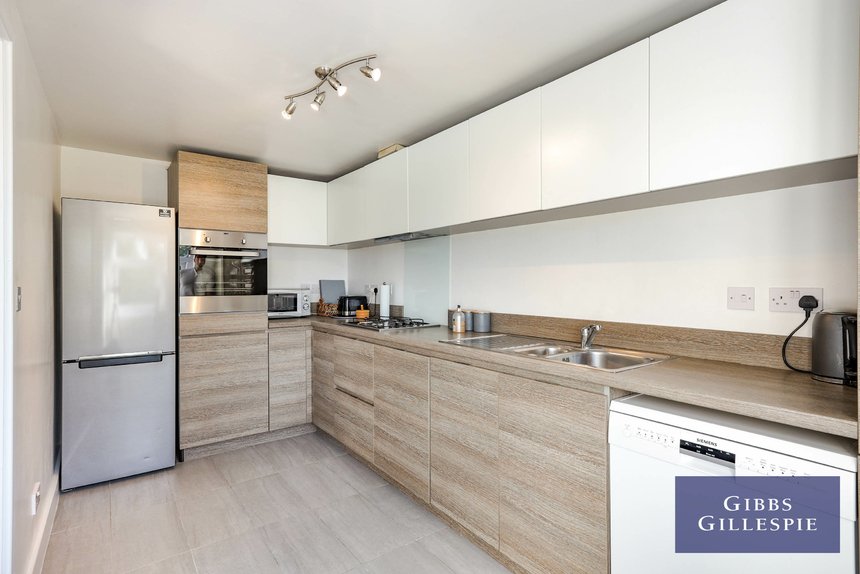 let agreed wallace close london 45775 - Gibbs Gillespie