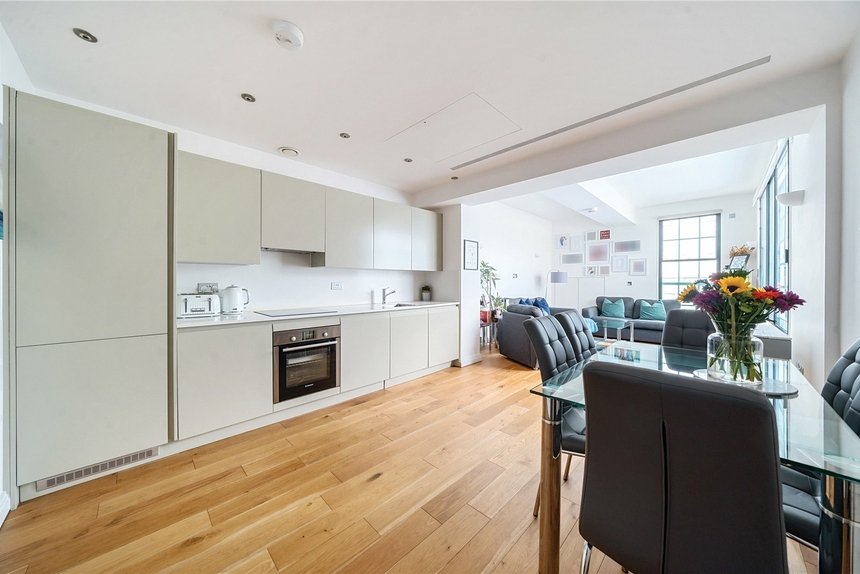 for sale western avenue london 45930 - Gibbs Gillespie