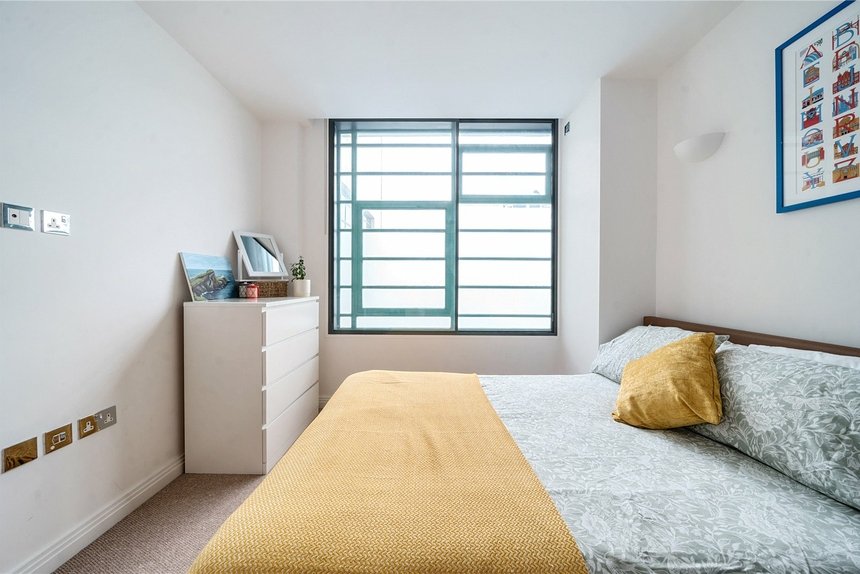 for sale western avenue london 45930 - Gibbs Gillespie