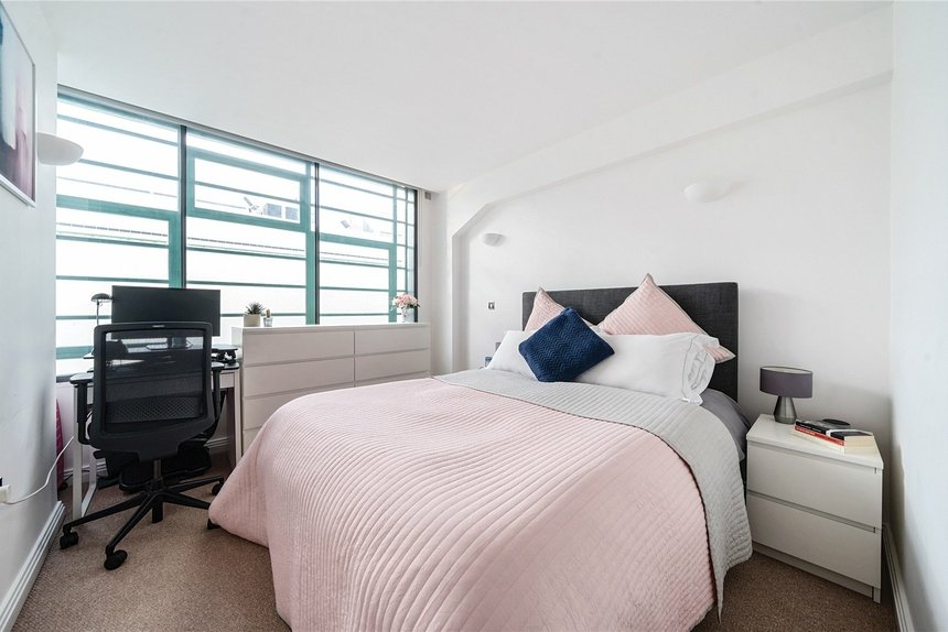 for sale western avenue london 45930 - Gibbs Gillespie