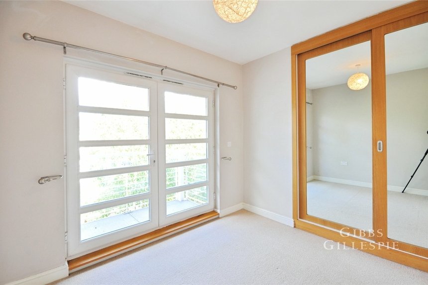 let the quadrant london 46006 - Gibbs Gillespie