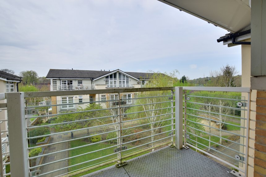 let the quadrant london 46006 - Gibbs Gillespie