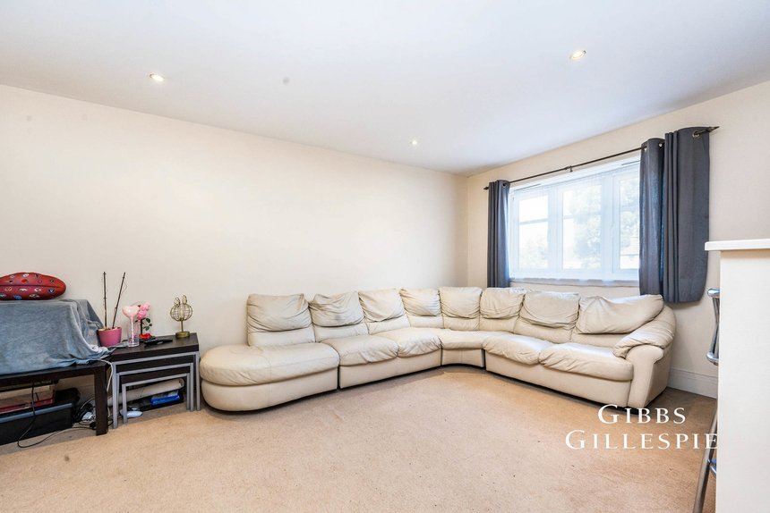 to let elm park road london 46102 - Gibbs Gillespie