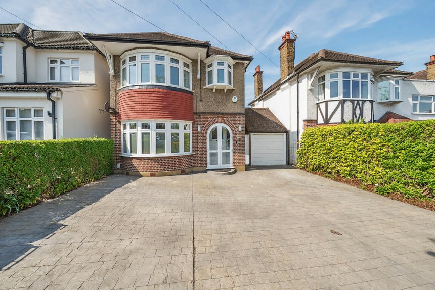 for sale rayners lane london 46170 - Gibbs Gillespie