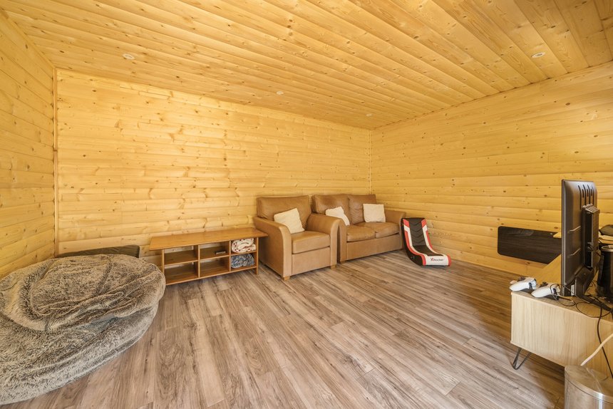 for sale rayners lane london 46170 - Gibbs Gillespie